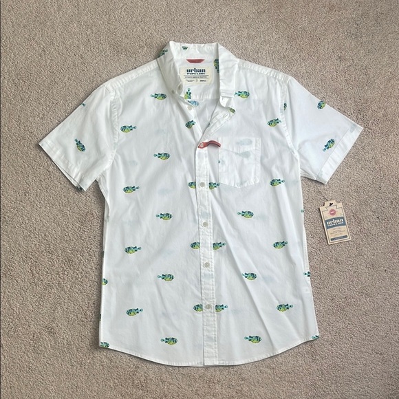 Urban Pipeline Green and White Casual Shirt with Tropical Pattern - Picture 1 of 5